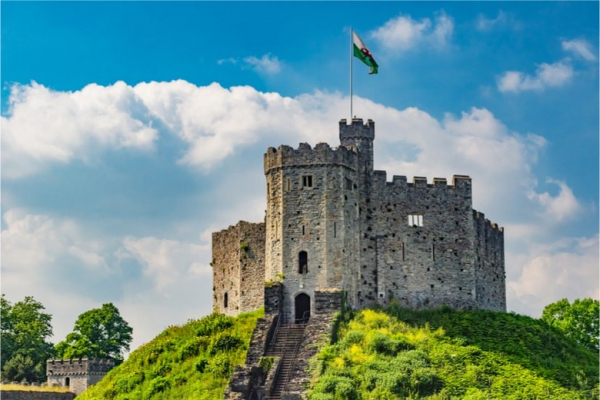 Cardiff – thủ đô xứ Wales có gì? Lâu đài, vịnh Cardiff và điểm nổi bật