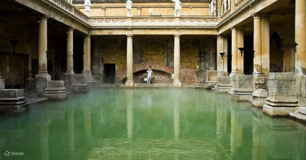 Thành phố Bath ở Anh: nhà tắm La Mã cổ và kiến trúc Georgia di sản UNESCO