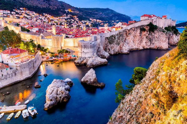 Đông Âu có gì chơi 2026? Praha, Vienna, Budapest và các phố cổ trong tour
