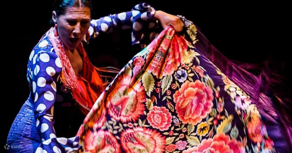 Xem múa flamenco ở Seville, Madrid: giá vé, quán uy tín và lưu ý đặt chỗ