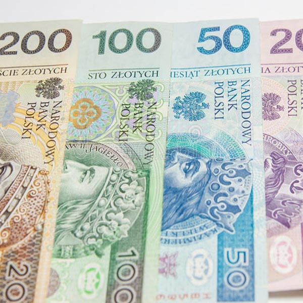 Tiền tệ Đông Âu: Séc, Hungary, Ba Lan dùng đồng gì, đổi và tiêu thế nào
