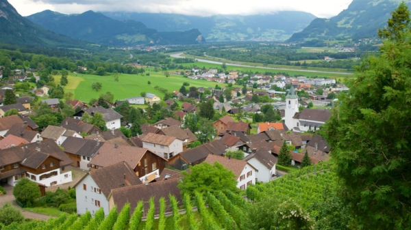 Vaduz và Liechtenstein tí hon: có gì đặc biệt, vì sao tour Tây Âu hay ghé