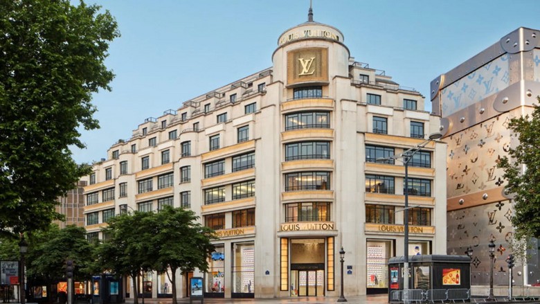 Cửa hàng Louis Vuitton trên đại lộ Champs-Élysées