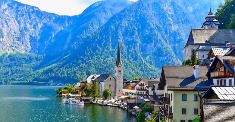 Góc chụp kinh điển Hallstatt Postcard Angle nhìn từ ven hồ