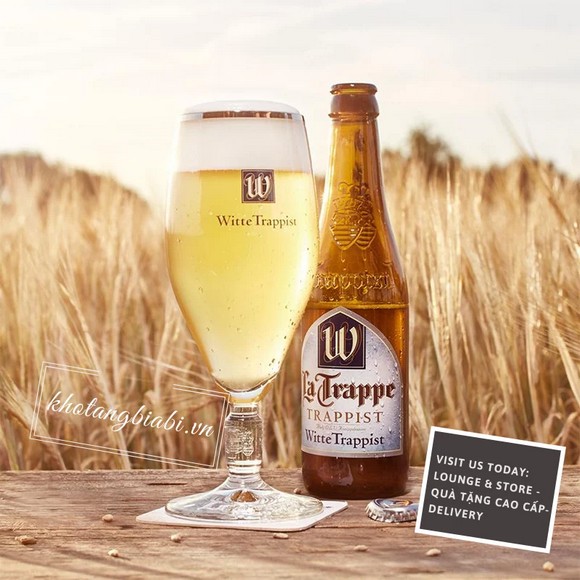 Ly bia Trappist Bỉ cùng chai mang nhãn tu viện truyền thống