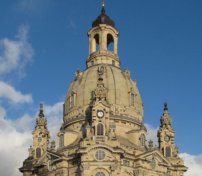 Mái vòm sa thạch của nhà thờ Frauenkirche sau phục dựng