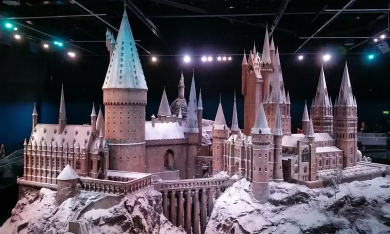 Mô hình lâu đài Hogwarts thu nhỏ tại Warner Bros. Studio Tour London