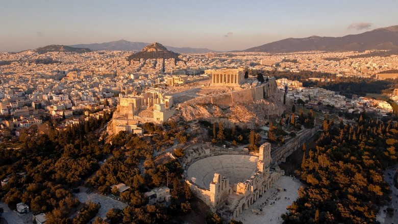 Quang cảnh thành phố Athens nhìn từ trên đồi Acropolis