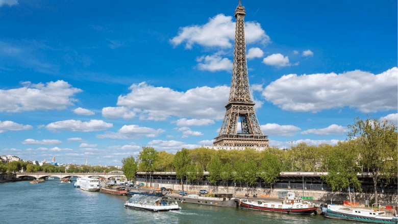Tháp Eiffel từ sông Seine, Paris