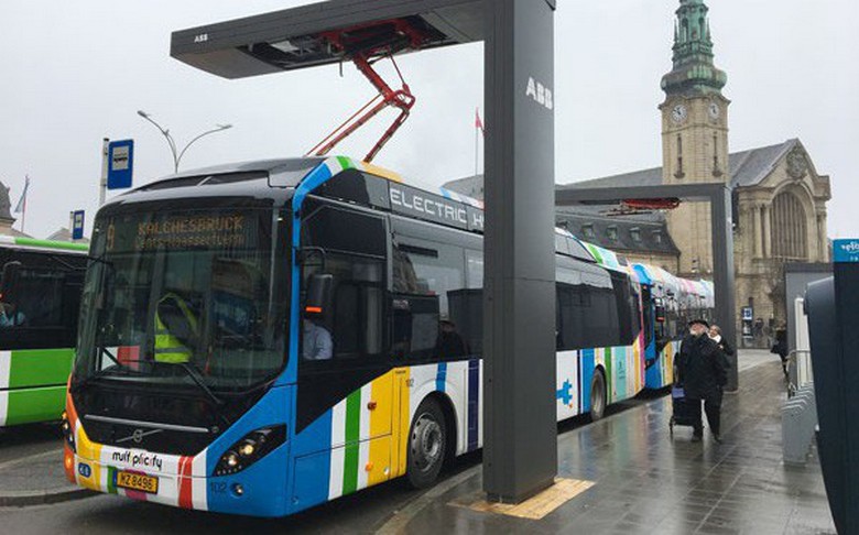 Xe buýt công cộng miễn phí chạy qua khu vực trung tâm Luxembourg City