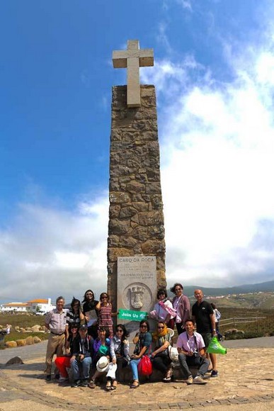 Đoàn khách Euro Trip dừng chân tại Cabo da Roca, điểm cực tây châu Âu
